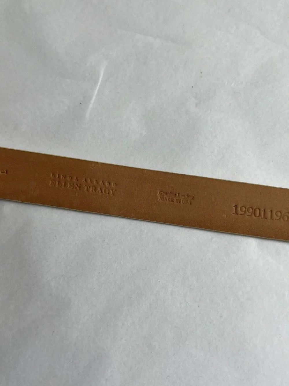 Fall 2026 Trend: Vintage 90s Croc Embossed Ivory Leather Belt - Size L